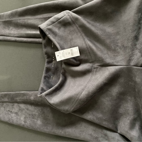 Ult suede runway legging - Picture 3 of 5